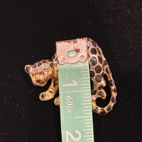 Leopard Brooch - Picture 4 of 6